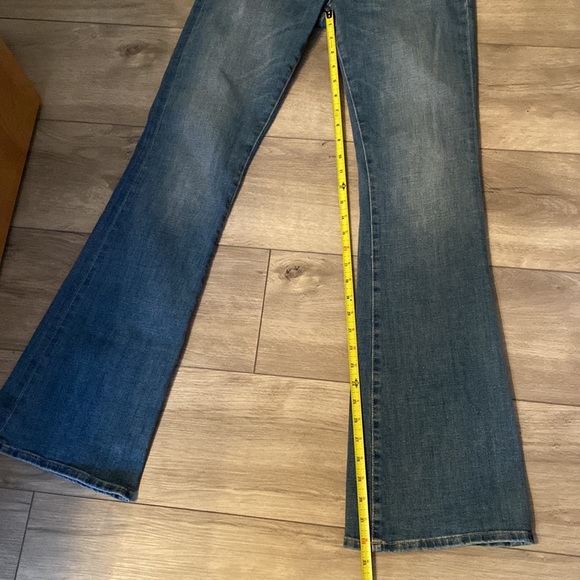 Guess Low Rise Flare Denim - Picture 6 of 6